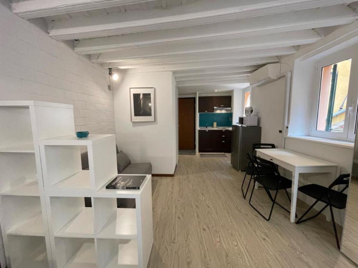 Ferienwohnung Travi E Grigio Studio Maddalena - Genovainrelax Exterior foto